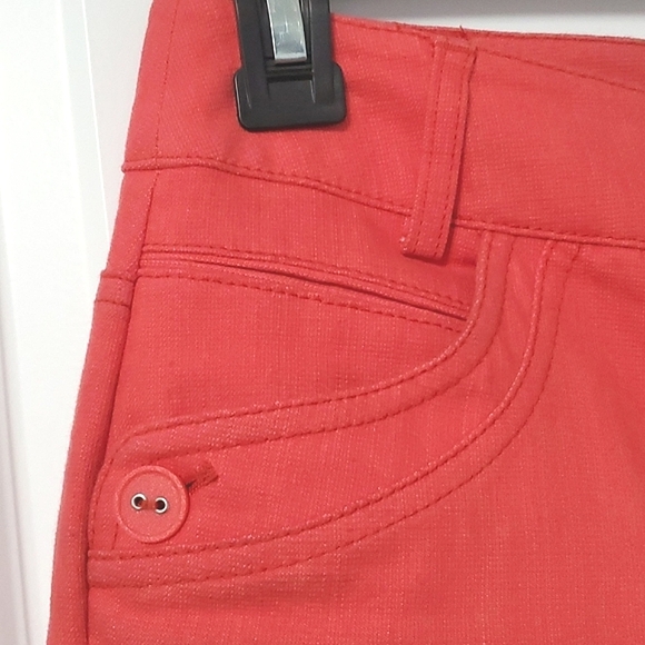 ConradC stretchy capri pants - Picture 3 of 6